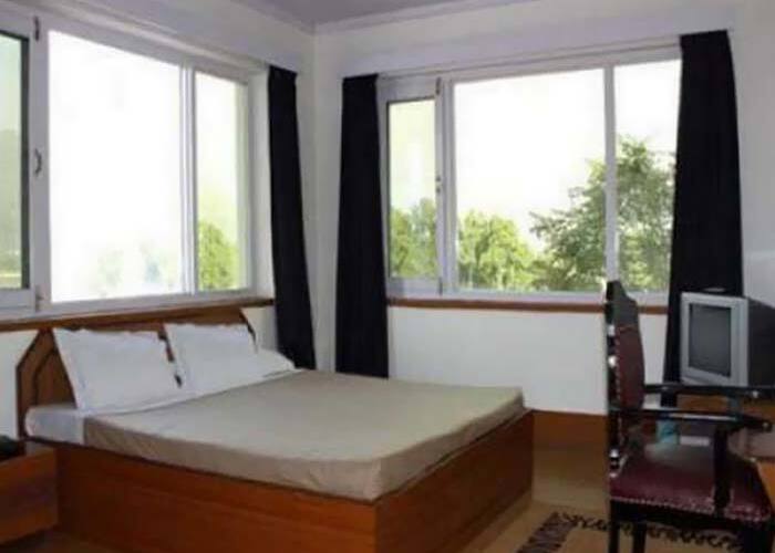 Grand Sidiq Hotel, Srinagar 2
